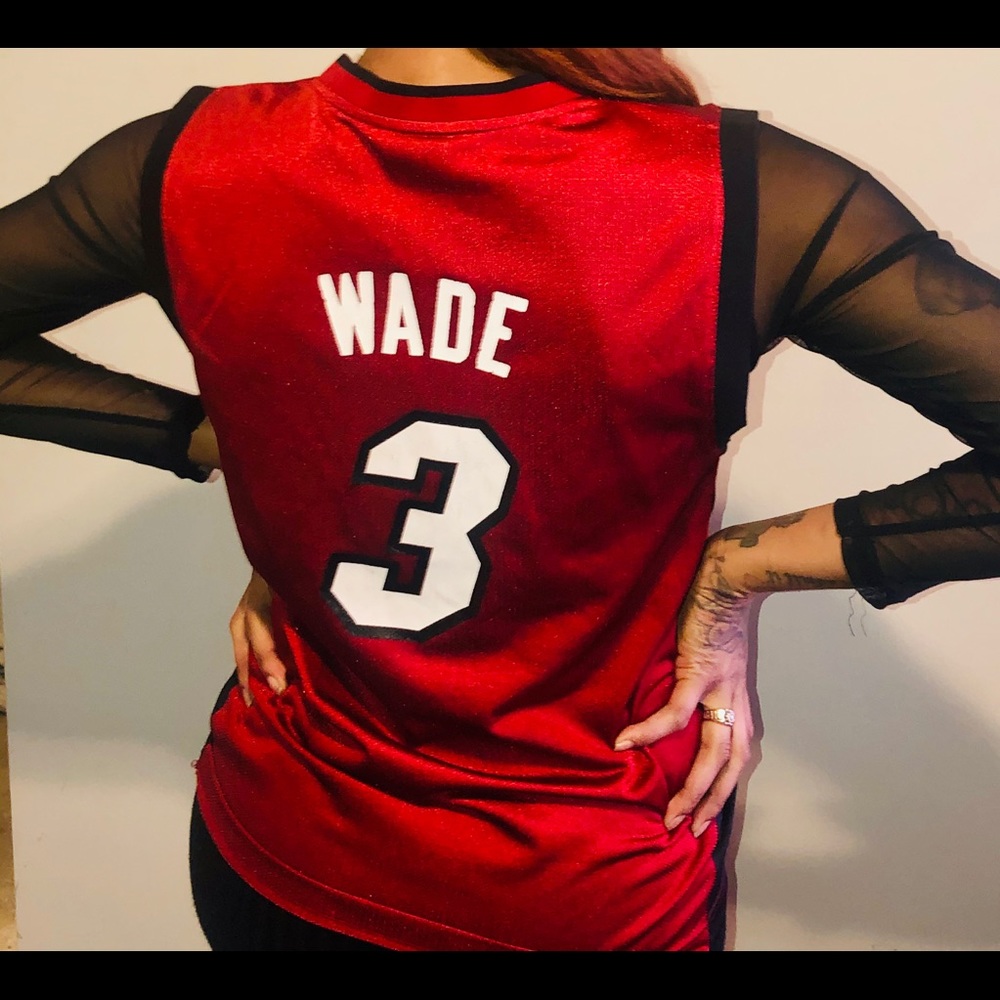 D WADE MIAMI HEAT JERSEY